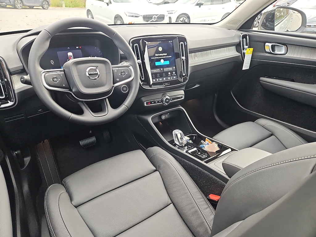 New 2026 Volvo XC40 B5 Plus SUV