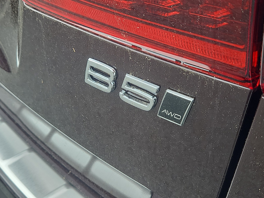 New 2026 Volvo XC60 B5 Core SUV