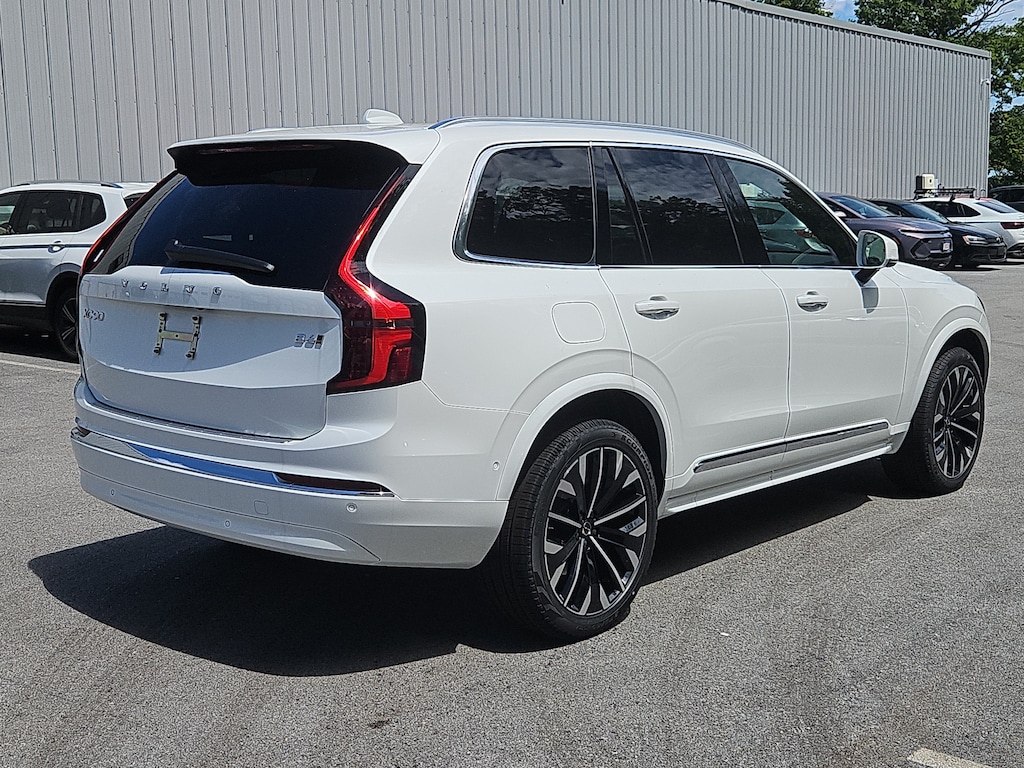 New 2026 Volvo XC90 B6 Plus 7-Seater SUV