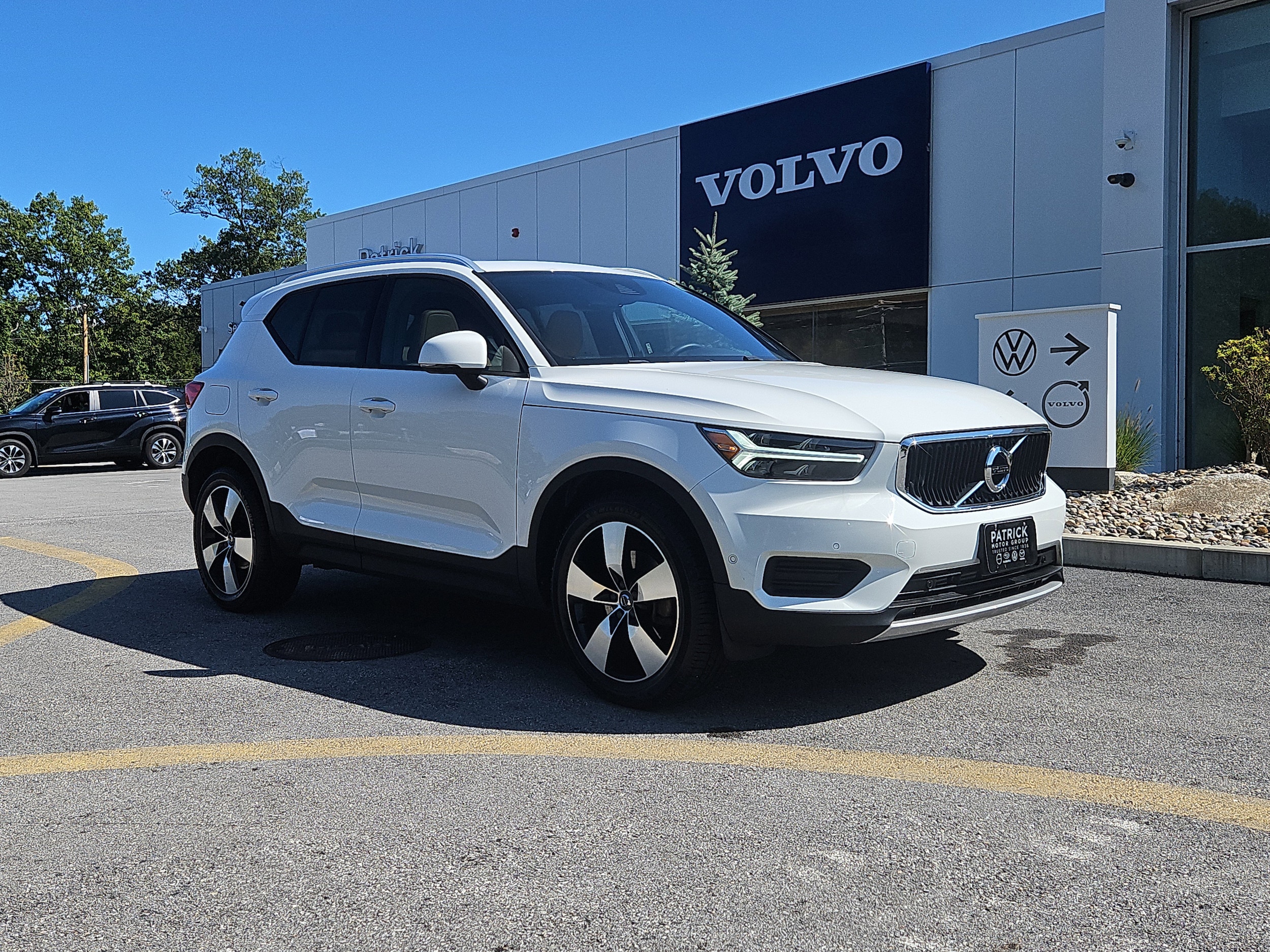 2019 Volvo XC40 Momentum