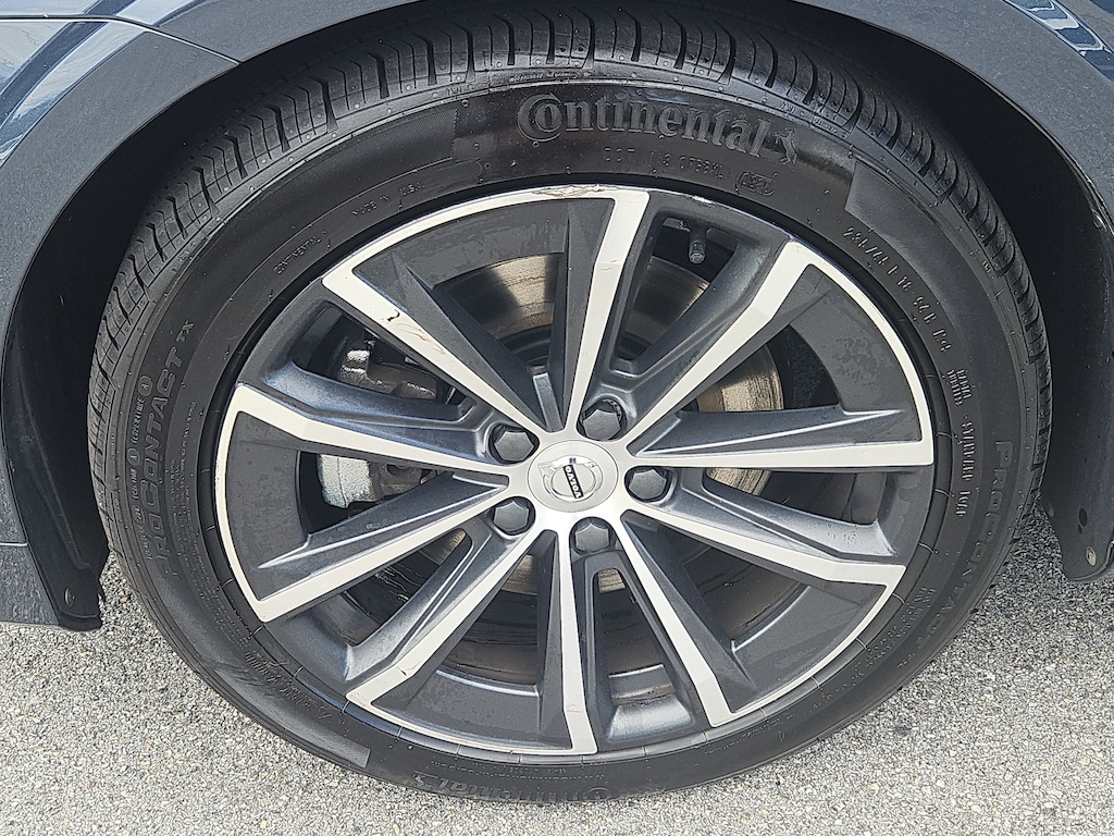 Used 2021 Volvo S60 Momentum 4dr Car