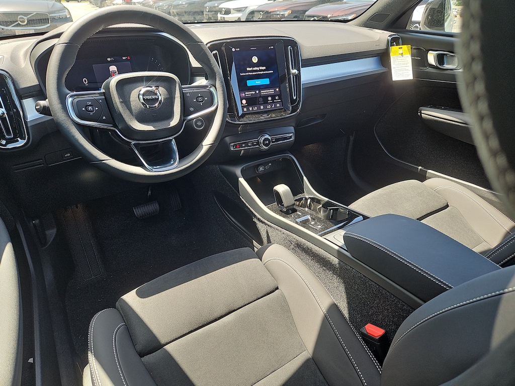 New 2026 Volvo XC40 B5 Ultra Black Edition SUV
