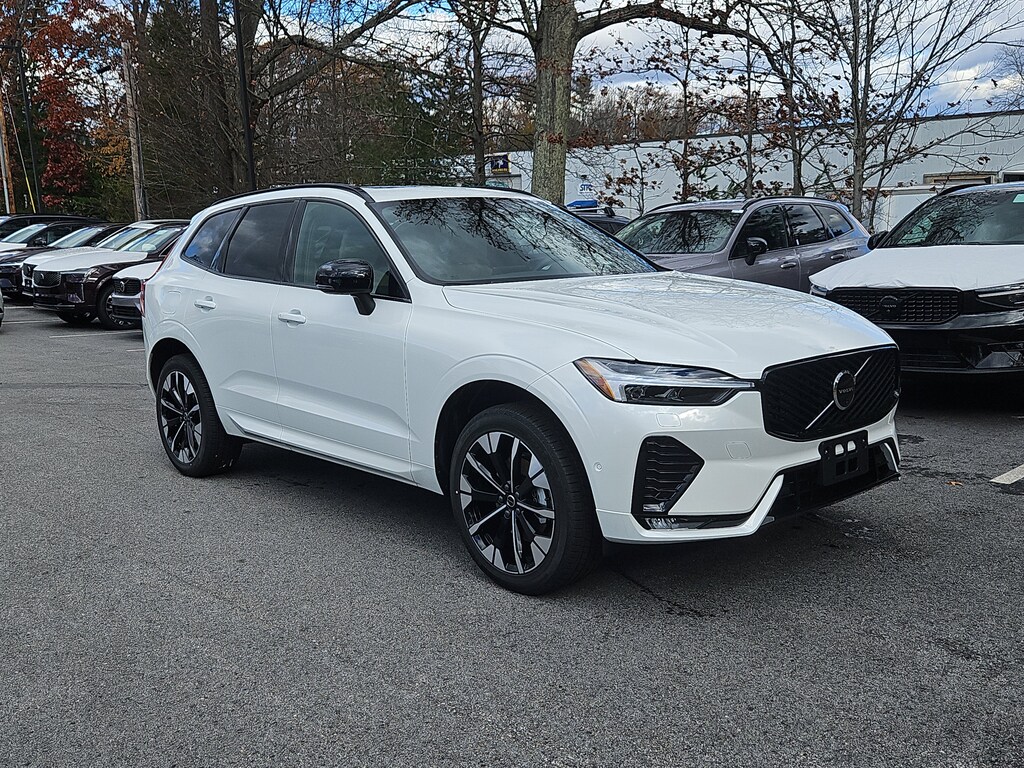 New 2026 Volvo XC60 B5 Plus SUV