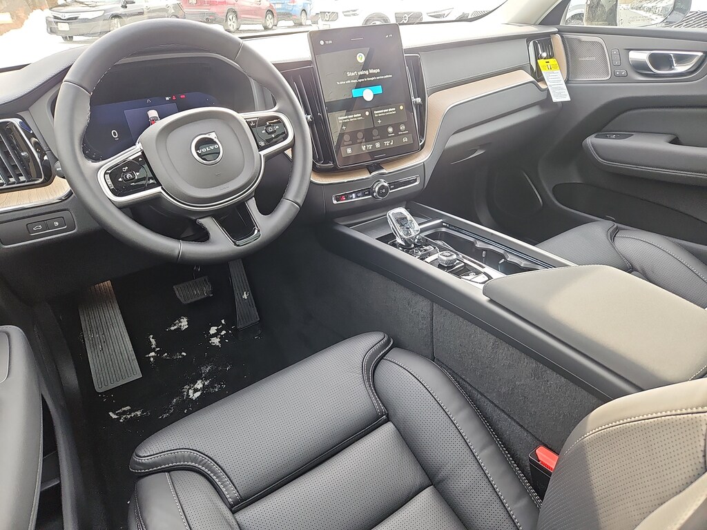 New 2026 Volvo XC60 plug-in hybrid T8 Ultra SUV