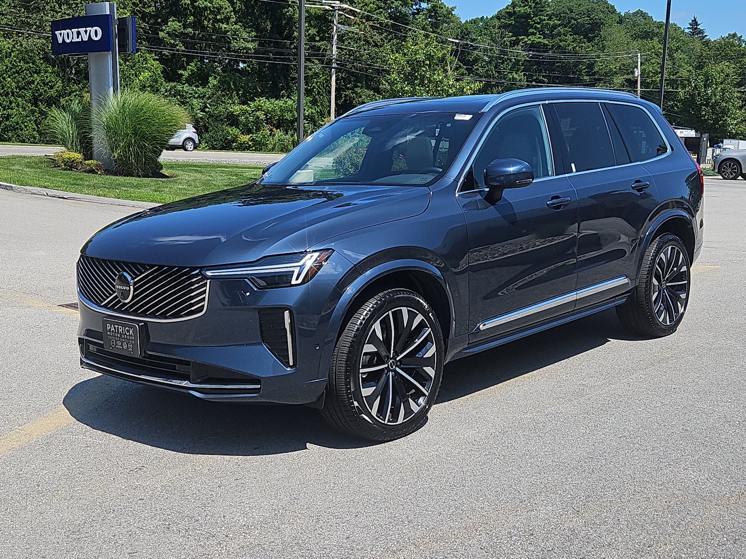 2026 Volvo XC90 Plus - Photo 25
