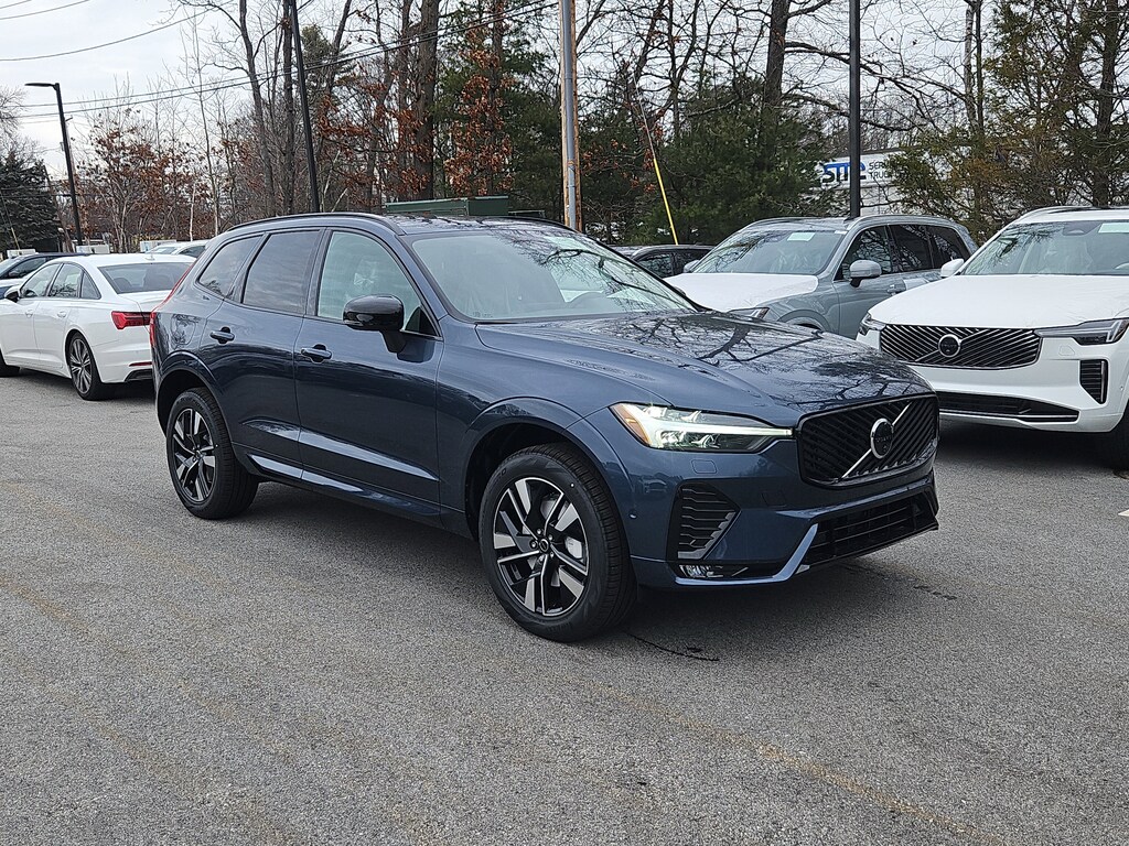 New 2026 Volvo XC60 B5 Plus SUV