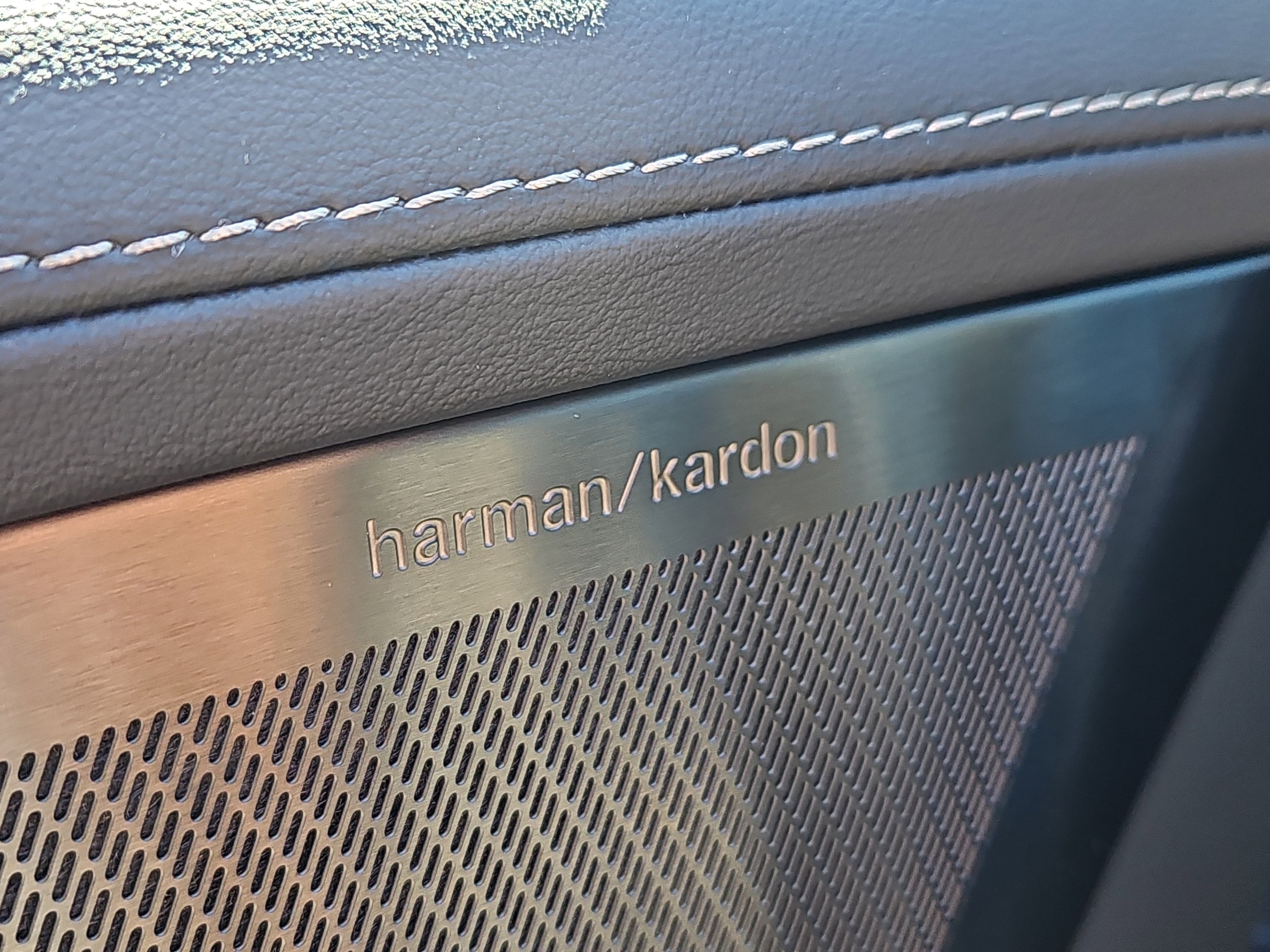 2026 Volvo XC90 Plus - Photo 8