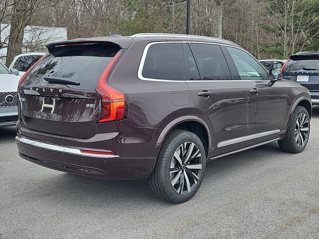 New 2026 Volvo XC90 B5 Core SUV