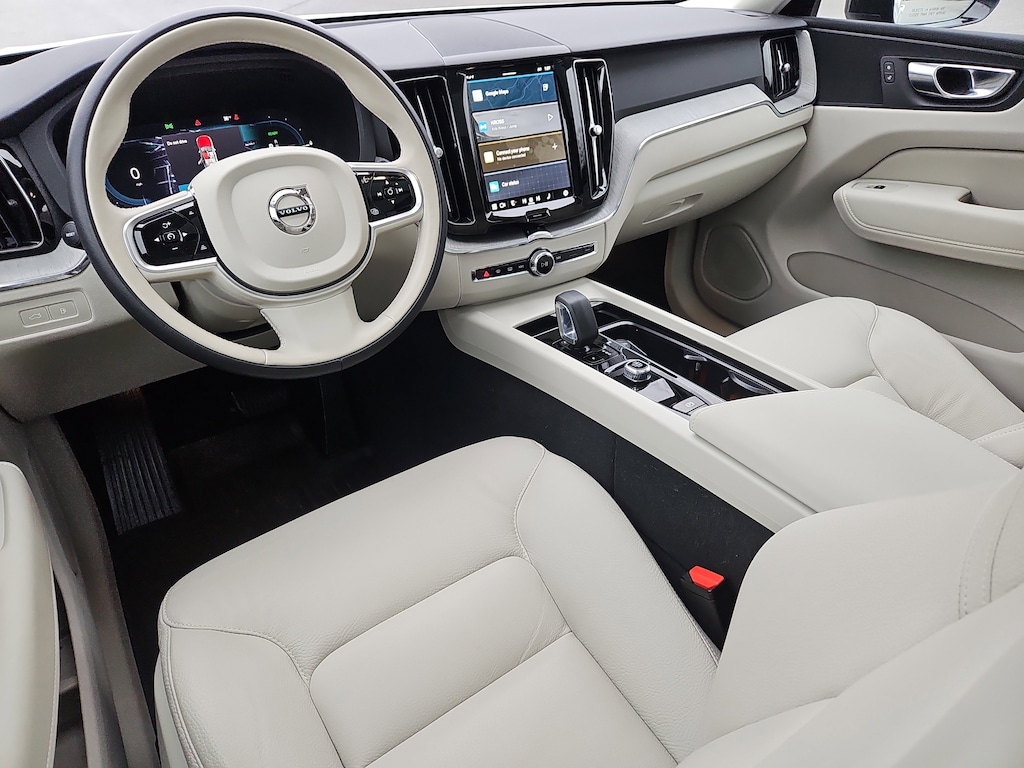 New 2025 Volvo XC60 Plug-In Hybrid Plus Sport Utility