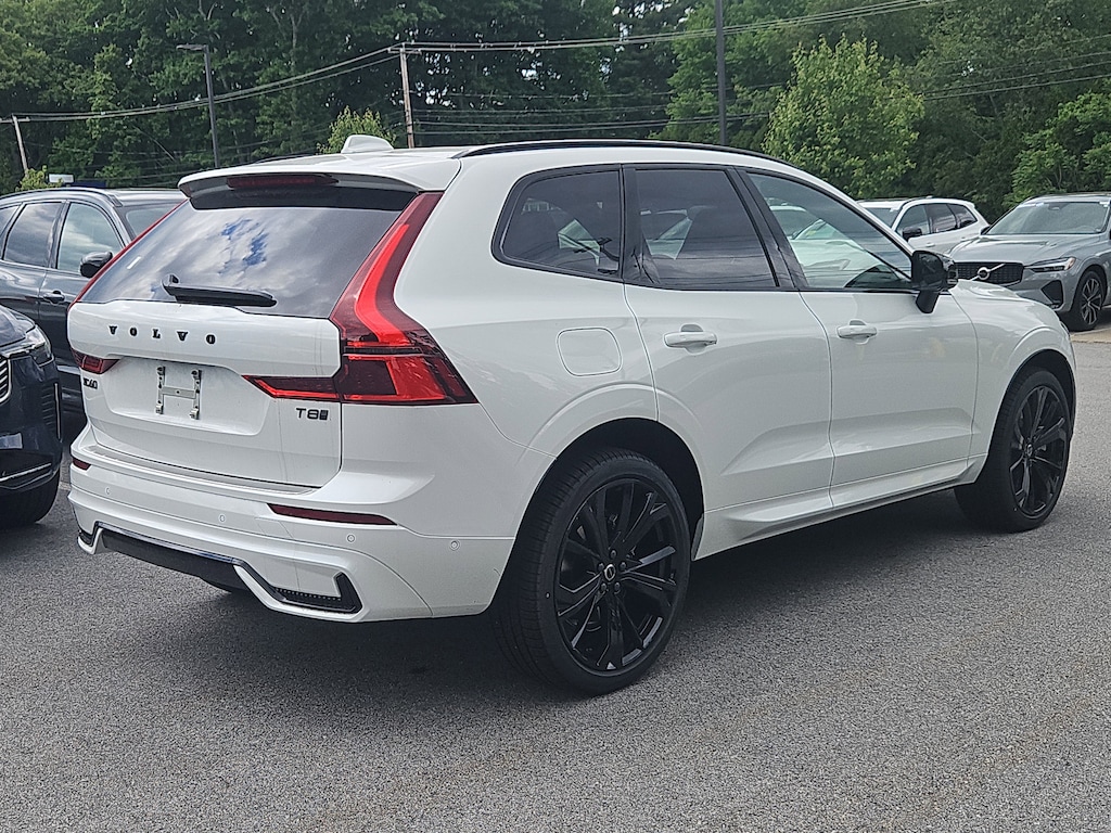 New 2026 Volvo XC60 plug-in hybrid T8 Ultra Black Edition SUV