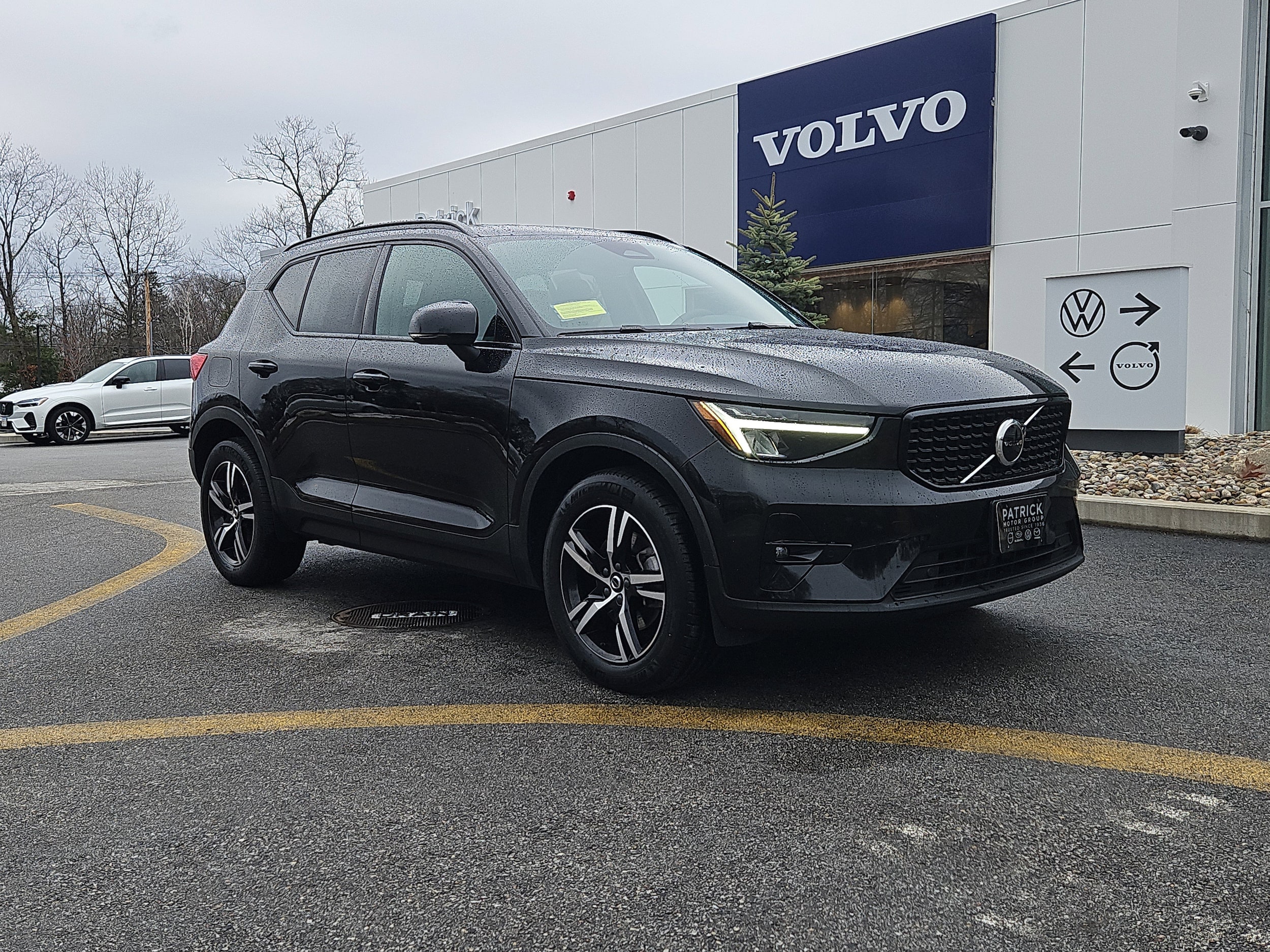 2023 Volvo XC40 Plus