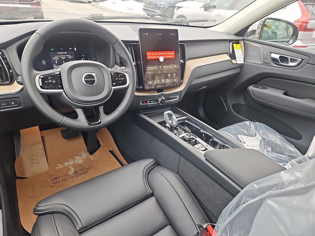 New 2026 Volvo XC60 plug-in hybrid T8 Ultra SUV