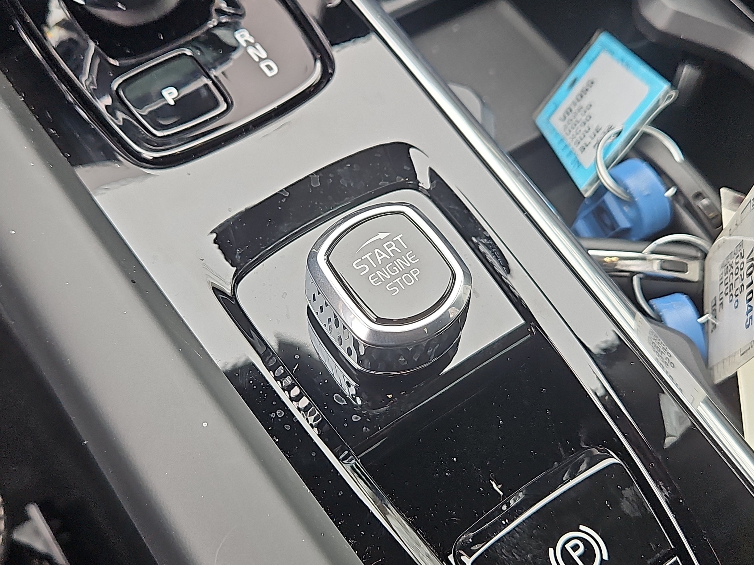 2026 Volvo XC60 Ultra - Photo 16