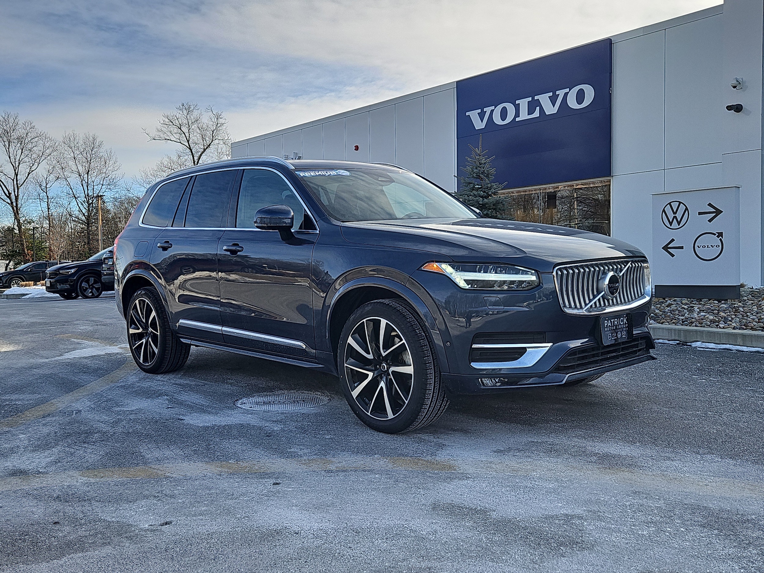 2024 Volvo XC90 Plus's photo