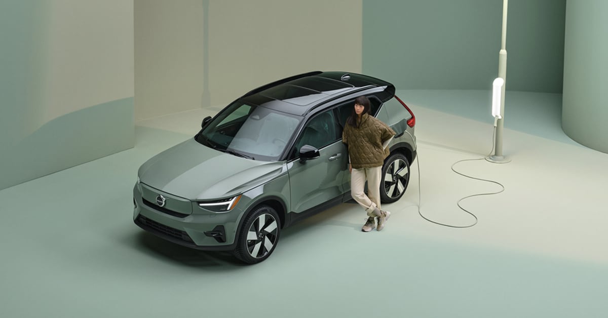 2023_Volvo_XC40_Recharge_1200x628.jpeg