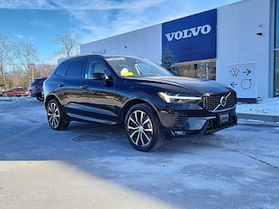 2024 Volvo XC60 Plus Dark Theme Sport Utility