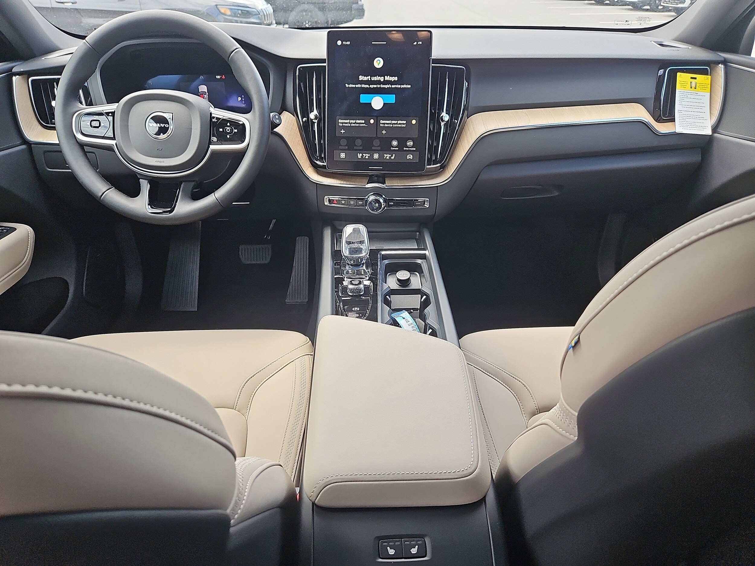 2026 Volvo XC60 B5 Plus photo 3