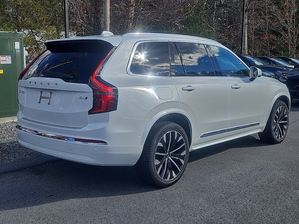 New 2026 Volvo XC90 B6 Plus 7-Seater SUV