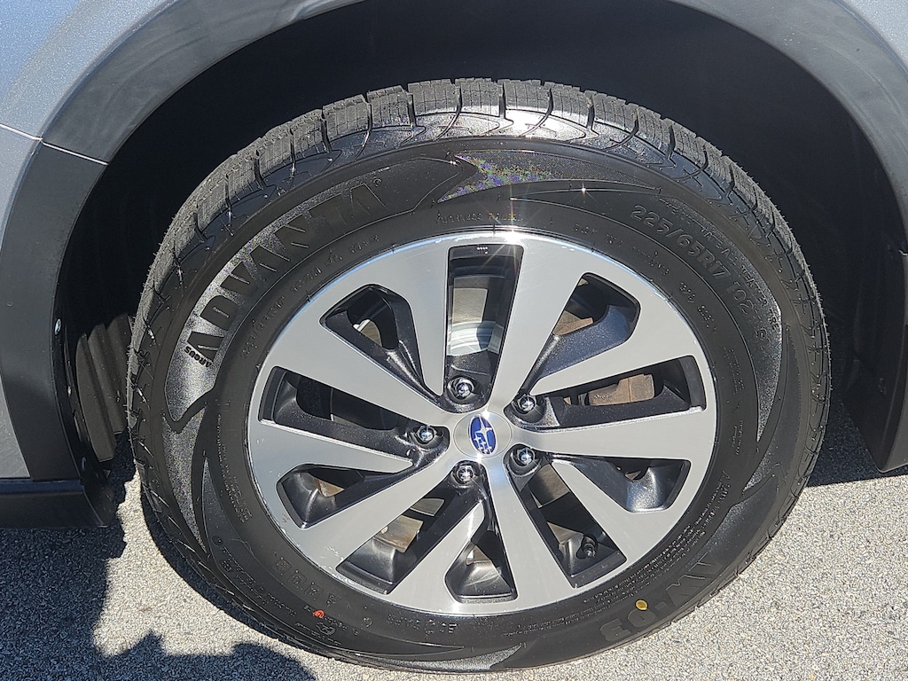 Used 2020 Subaru Outback Premium Sport Utility