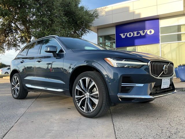 2022 Volvo XC60 T8 Recharge Inscription Exprs Ex Rng AWD's photo