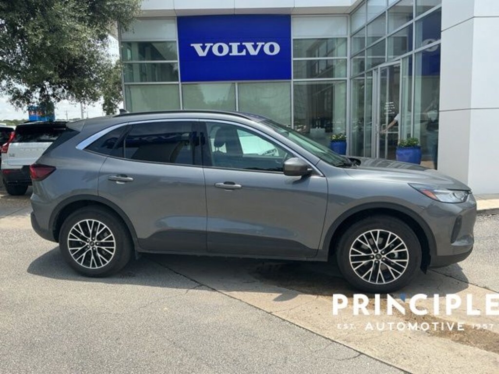 Used 2023 Ford Escape Plug-In Hybrid Base SUV