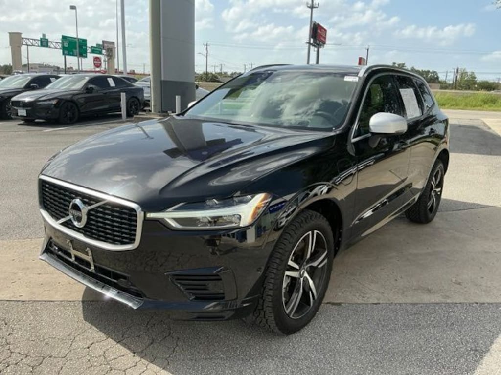 Used 2018 Volvo XC60 Hybrid T8 R-Design SUV