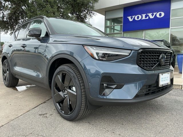 2026 Volvo XC40 B5 Ultra Ultra Black Edition AWD's photo