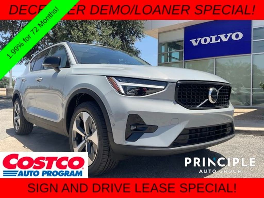 New 2026 Volvo XC40 B5 Plus SUV