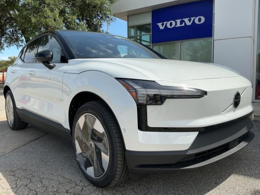 New 2026 Volvo EX30 Twin Motor Ultra SUV