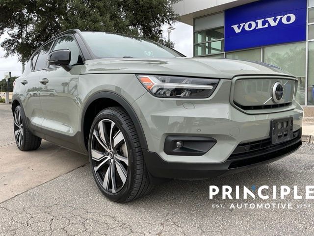 2021 Volvo XC40 P8 Recharge AWD's photo
