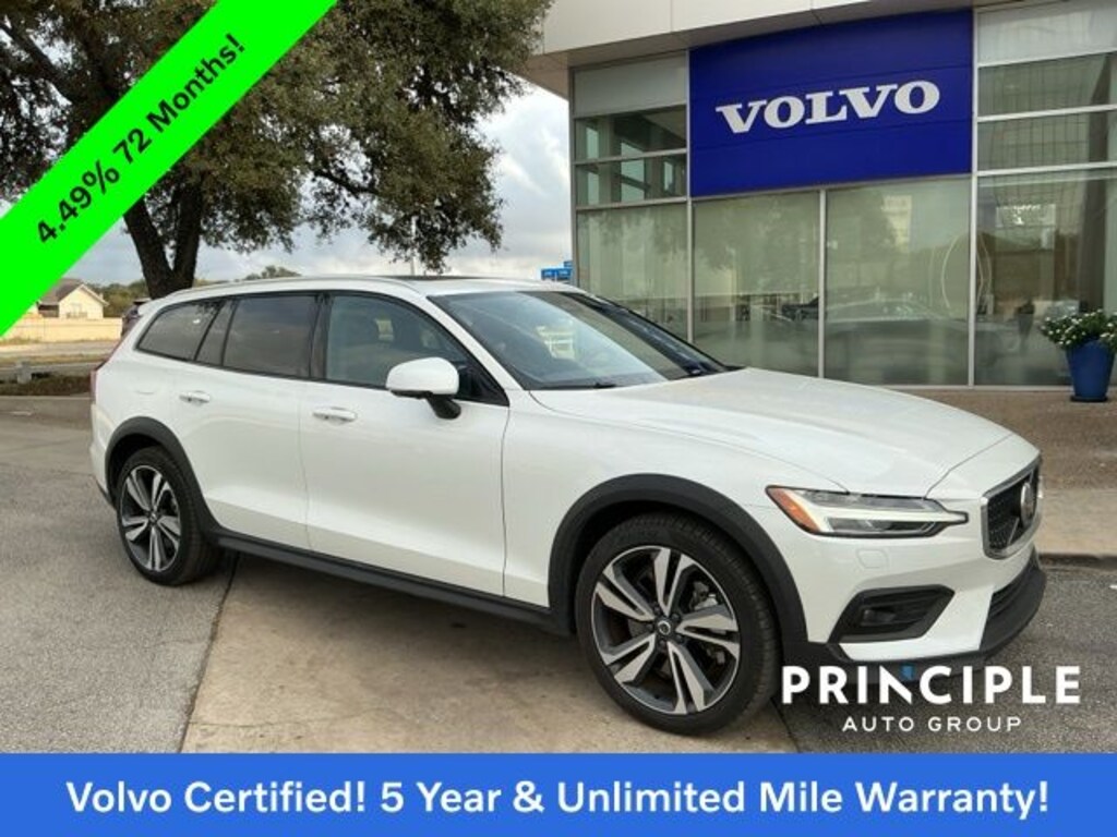 Certified 2025 Volvo V60 Cross Country B5 Plus Wagon