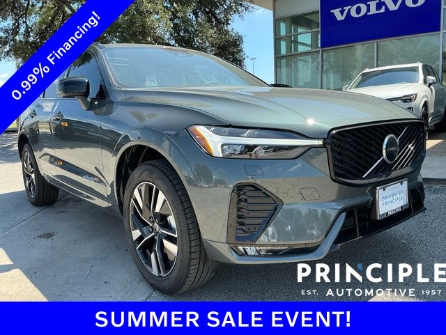 2026 Volvo XC60 B5 Core Dark AWD's photo