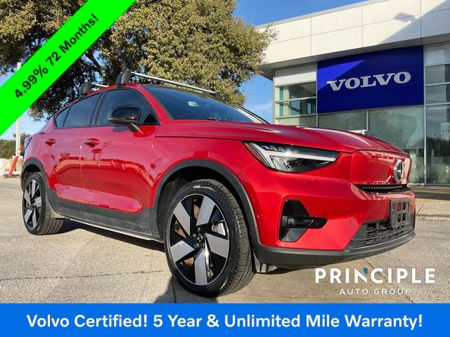 2023 Volvo C40 Plus's photo