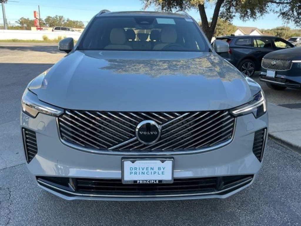 New 2026 Volvo XC90 B6 Core SUV