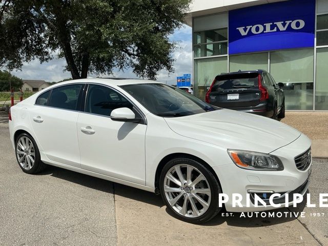 2017 Volvo S60 T5 Inscription Platinum's photo