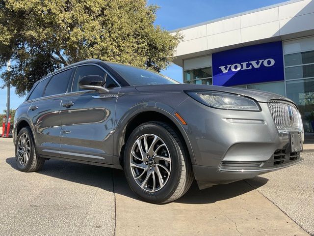 2021 Lincoln Corsair Base's photo