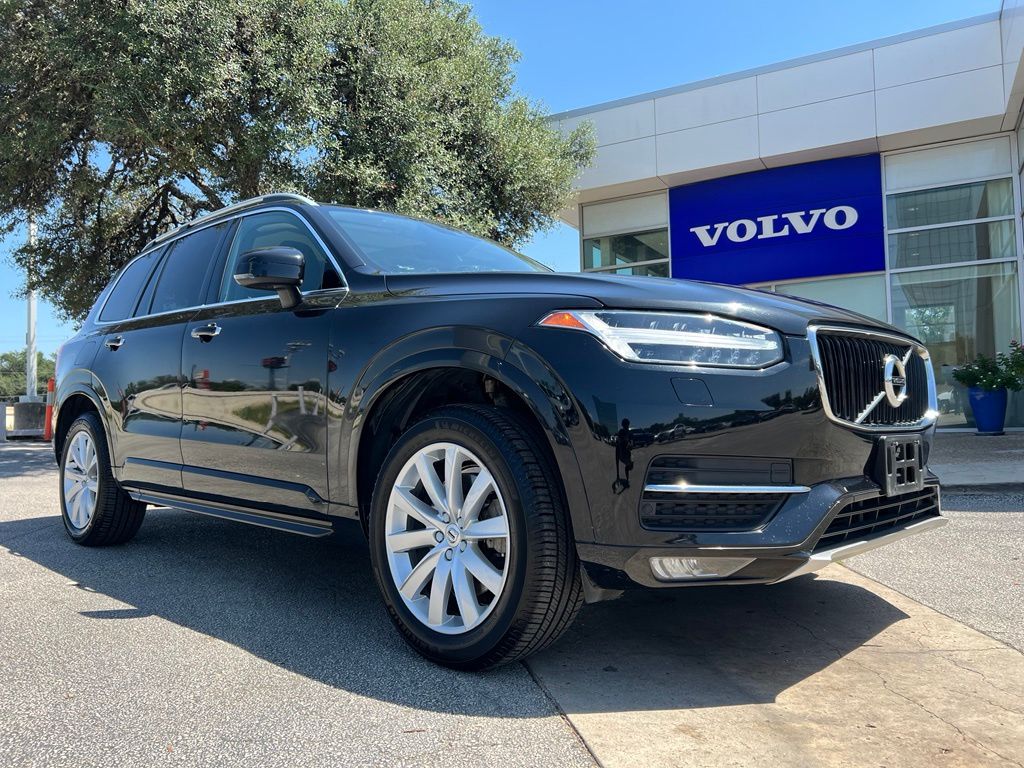 Used 2018 Volvo XC90 T6 Momentum