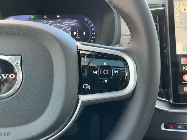 2026 Volvo XC90 Ultra - Photo 18
