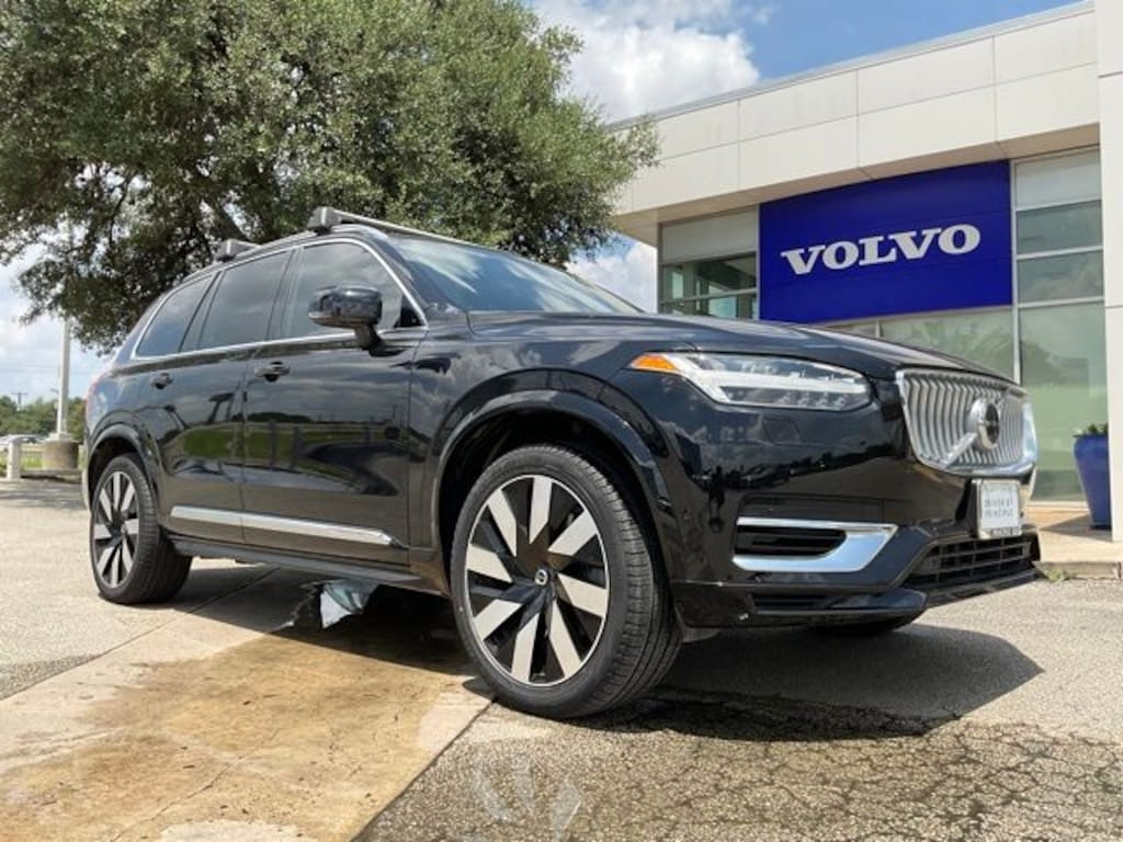 Certified 2023 Volvo XC90 Recharge Plug-In Hybrid Ultimate SUV