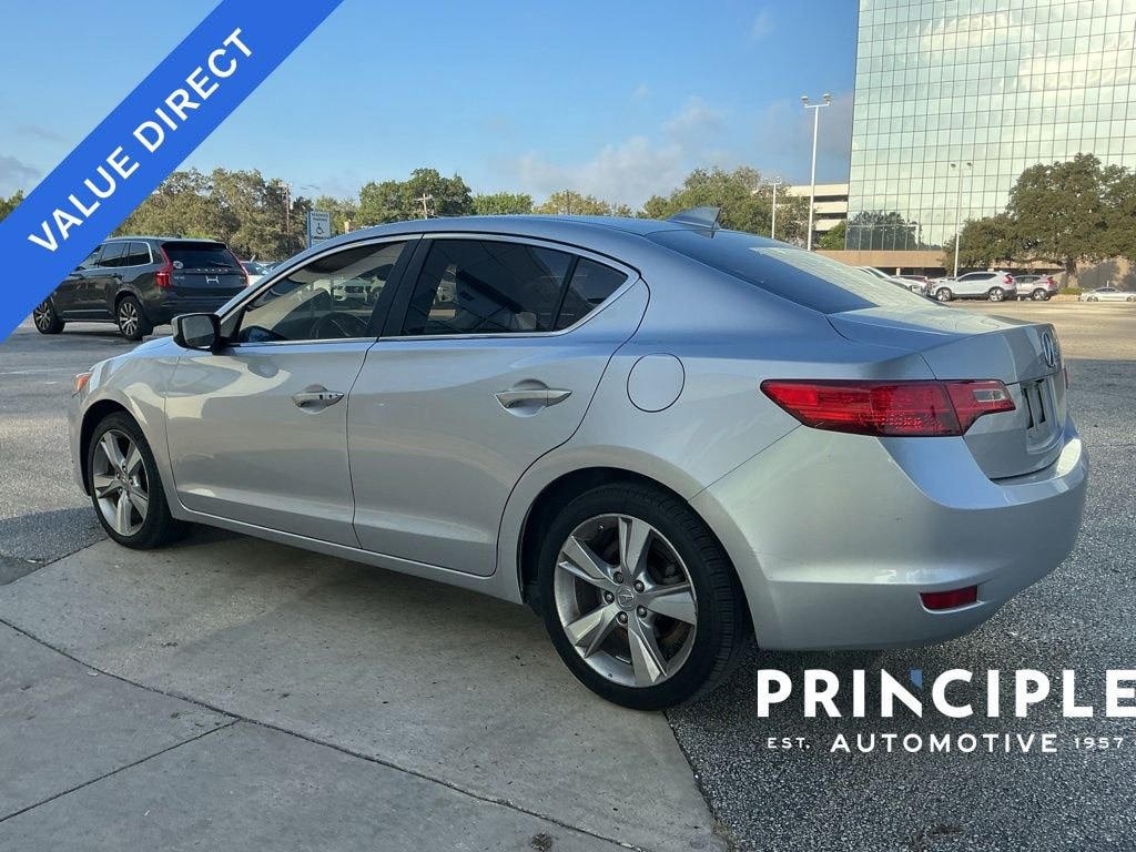 Used 2013 Acura ILX 2.0L Sedan