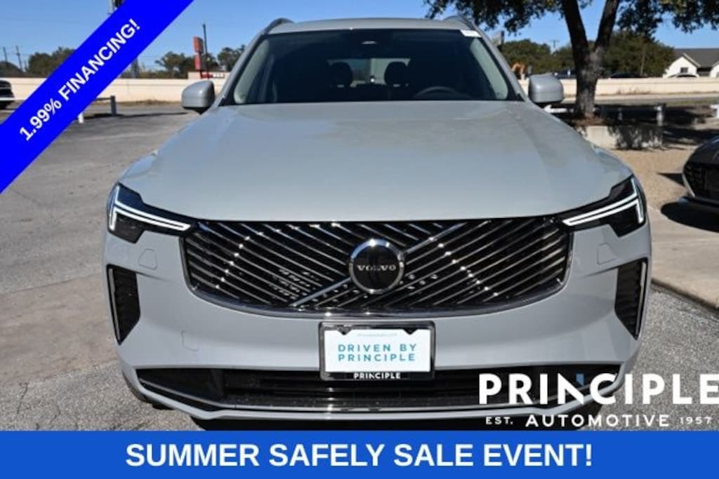 New 2026 Volvo XC90 B5 Core SUV