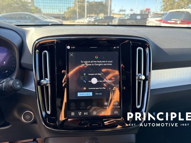 2026 Volvo XC40 Ultra - Photo 14