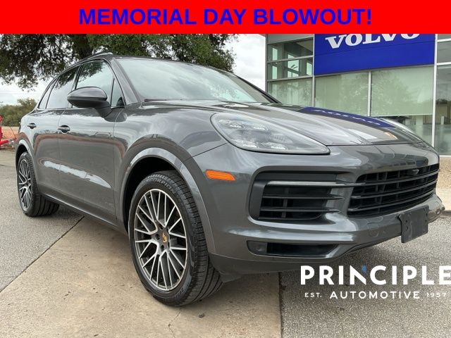 2019 Porsche Cayenne S's photo