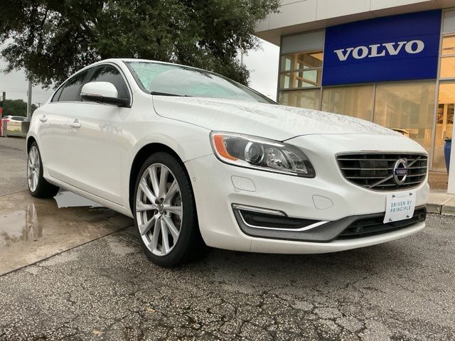 2016 Volvo S60 T5 Drive-E FWD Inscription Platinum's photo