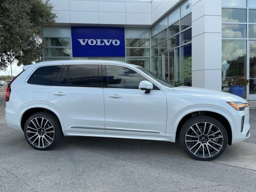 New 2026 Volvo XC90 B6 Plus 7-Seater SUV