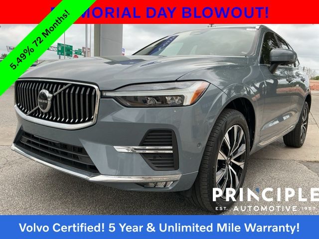 2023 Volvo XC60 B5 Plus Bright Theme FWD's photo