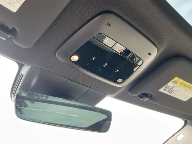 2026 Volvo EX30 Ultra - Photo 18