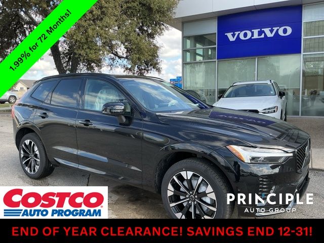 2026 Volvo XC60 Plus's photo