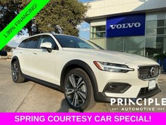 2026 Volvo V60 Cross Country B5 Plus Wagon