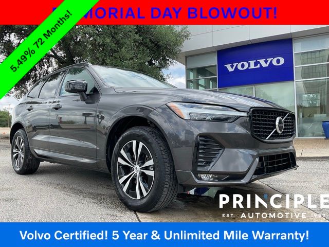 2024 Volvo XC60 B5 Core Dark Theme AWD's photo
